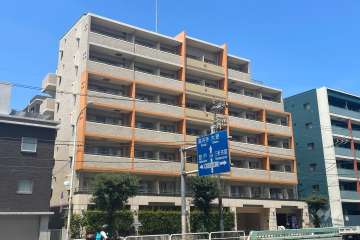 ステージグランデ三軒茶屋アジールコートの外観（南東側から）