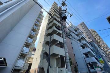 ステージファースト三軒茶屋２の外観（北側から）