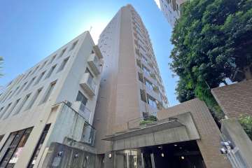 ステージファースト三軒茶屋の外観（東側から）