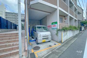 敷地内のコインパーキング