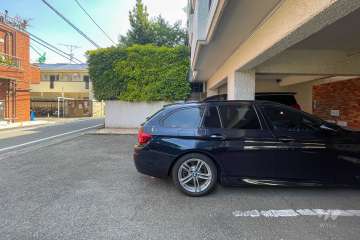 敷地内駐車場（屋外平面式）