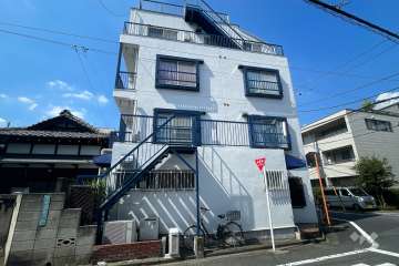 ドミール駒沢の外観（南東側から）