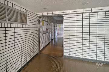 エントランスホール