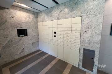 共用ポストと宅配ボックス