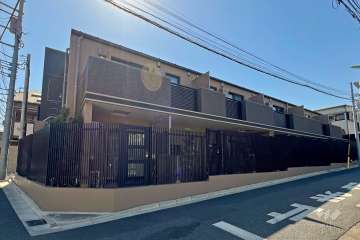 オープンレジデンシア三軒茶屋の外観（北東側から）