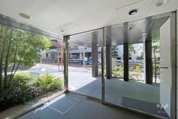 エントランスホール