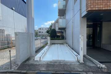 敷地内駐車場（屋外機械式）