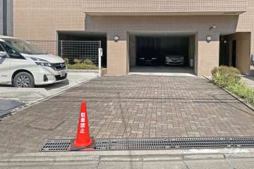 敷地内駐車場（屋外・屋内平面式）