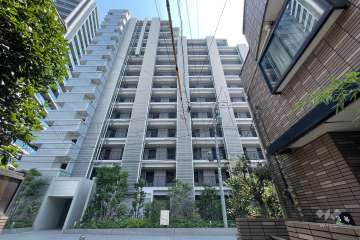 シティタワー駒沢大学ステーションコートの外観（南西側から