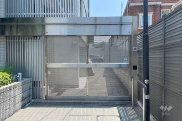 駐輪場の出入り口