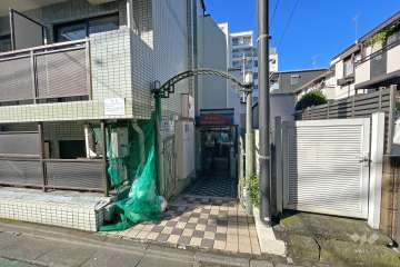 敷地の出入り口