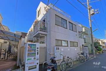 リック上北沢の外観（北東側から）