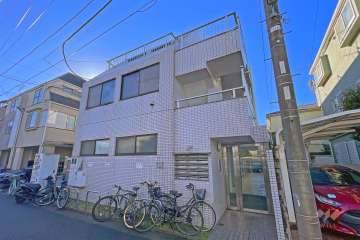 リック上北沢の外観（北西側から）