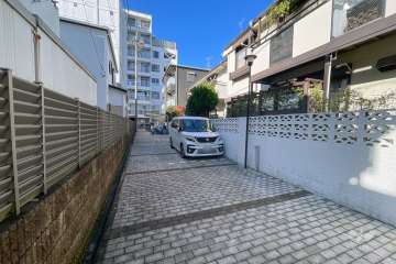 敷地内の駐車スペース