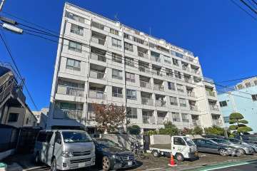 上北沢第二コーポラスの外観（南東側から）