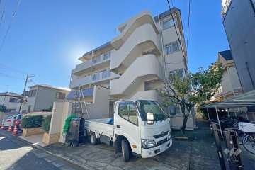 上北沢ヒミコマンションの外観（北西側から）