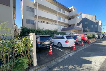 敷地内駐車場（屋外平面式）