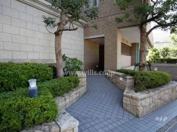 駐輪場出入り口