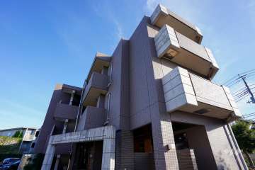 ディナスカーラ上北沢の外観（北西側から）