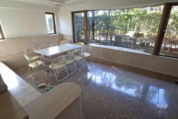 エントランスホール