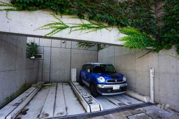 敷地内駐車場（屋内機械式）