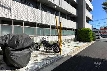 敷地内駐車場（屋外平面式）・バイク置場