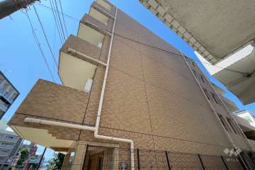 ヴェルト上野毛の外観（南東側から）　