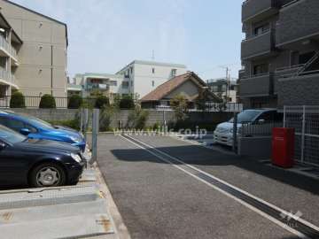 敷地内駐車場