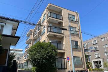 上野毛日伸マンションの外観(北東側から)