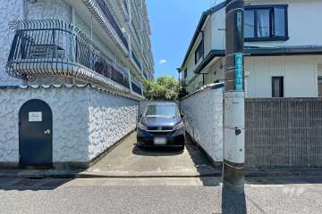 敷地内駐車場（屋外平面式）