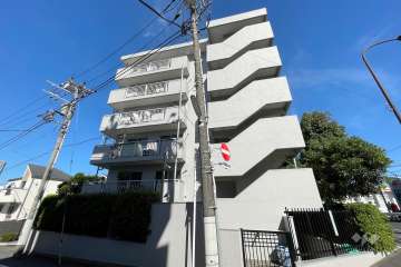 朝日上野毛マンションの外観（南側から）