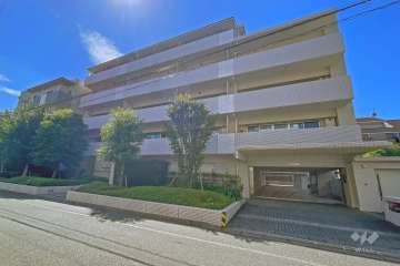 パークホームズ上野毛アートリエの外観（北側から）