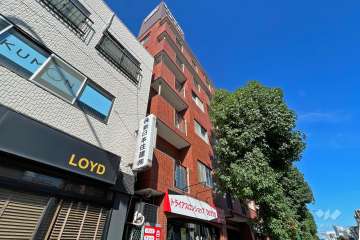 ライオンズマンション上野毛第二の外観（南東側から）