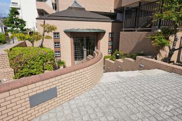 エントランスアプローチ