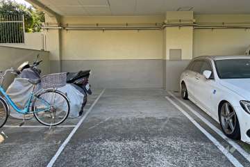 敷地内駐車場（屋内平面式）