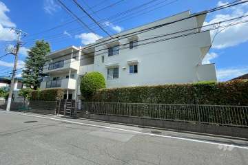 上用賀リッツハウスの外観（南西側から）