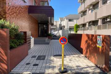 エントランスアプローチ