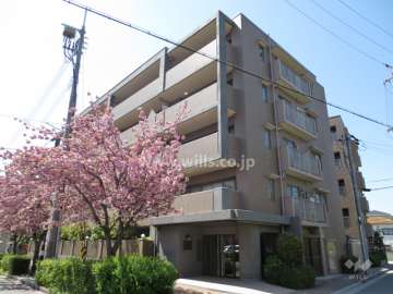 芦屋さくら通りパーク・ホームズの外観（南東側から）