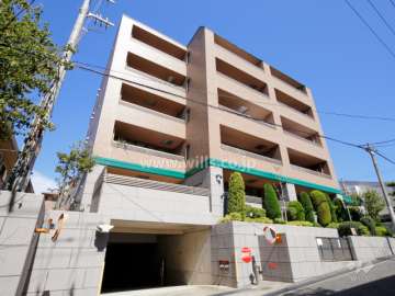 ヴェルビュ芦屋三条南の外観（南西側から）