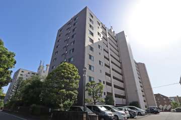 馬事公苑前ハイム北棟の外観（北東側から）