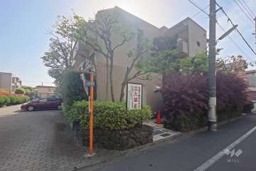 東急ドエルアルス上用賀の外観（北西側から）