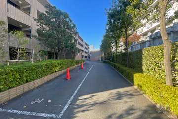 敷地内駐車場（屋外平面式）