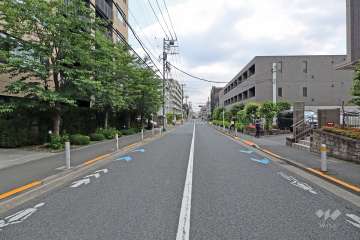 敷地南西側前面道路