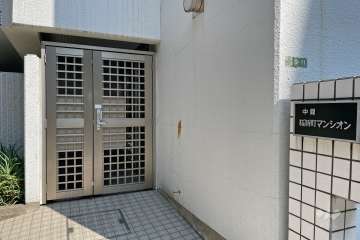 エントランス（オートロック付き）