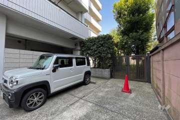 敷地内駐車場（屋外平面式）