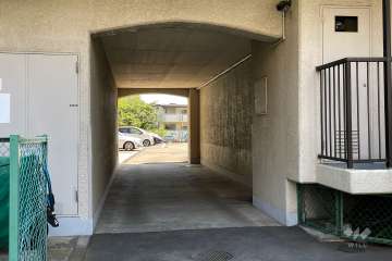 駐車場の出入口