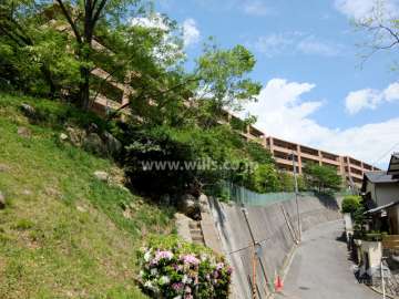 芦屋朝日ヶ丘北公園アーバンライフの外観（南西側から）