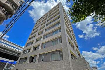 ヴェルビュ深沢の外観（南西側から）