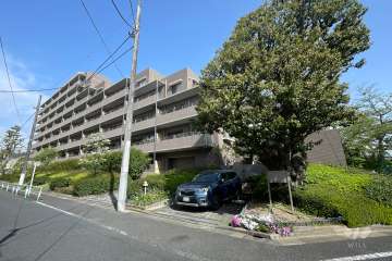 フォーリア駒沢公園パークサイドの外観（南東側から）