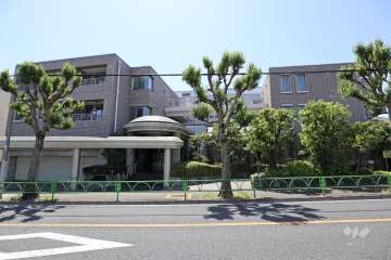 ストークグラン深沢の外観（北側から）